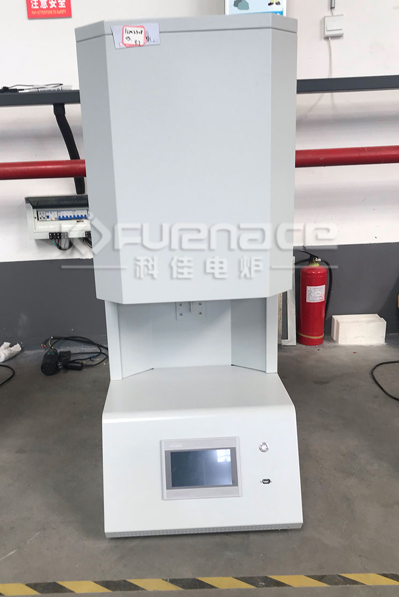 1600℃智能真空立式管式爐實(shí)拍圖