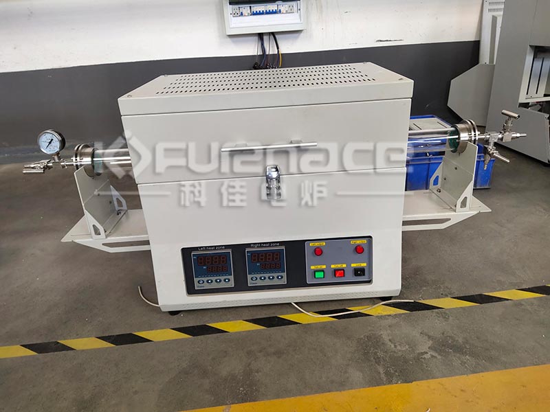 比較常用的實驗室雙溫區(qū)管式爐